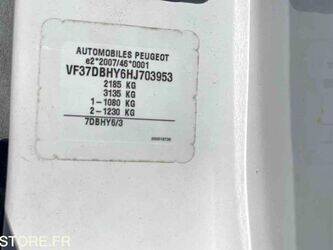 2017-peugeot-partner-1443472-46644757