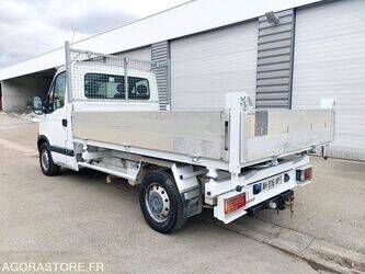 2009-renault-master-1443475-46644777