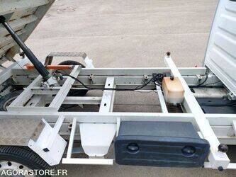 2009-renault-master-1443475-46644781