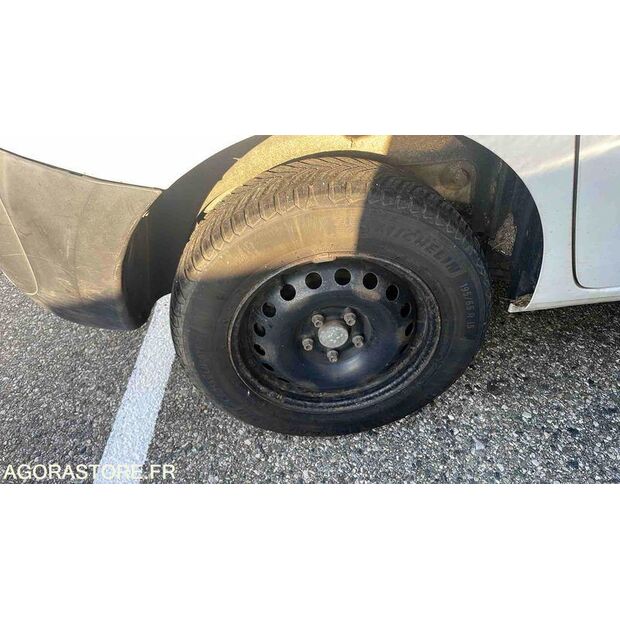 2019 Renault Kangoo-46644811