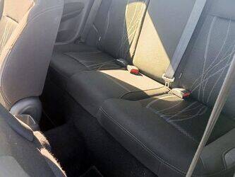 2013-peugeot-208-1443481-46644907