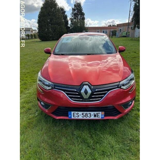 2017 رينو Megane-46644910