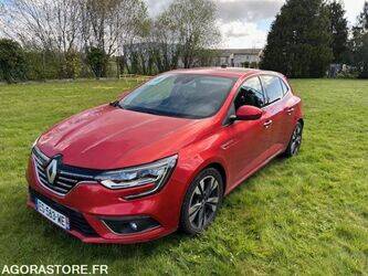 2017-renault-megane-1443482-46644911