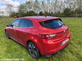 2017-renault-megane-1443482-46644913