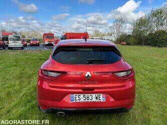 2017-renault-megane-1443482-46644914