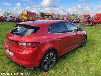2017-renault-megane-1443482-46644915