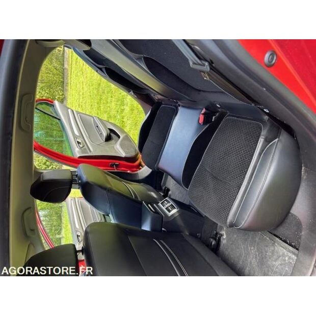 2017 رينو Megane-46644921