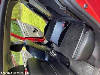 2017-renault-megane-1443482-46644921