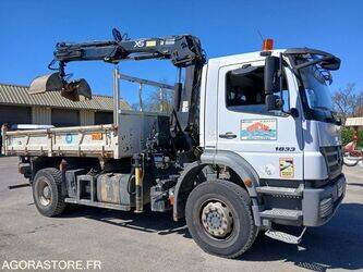 2009-mercedes-benz-1833-46644976