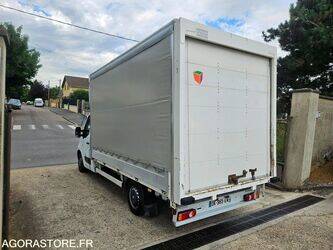 2014-renault-master-1443489-46644984