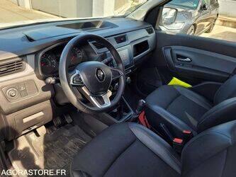 2021-renault-express-1443490-46644999