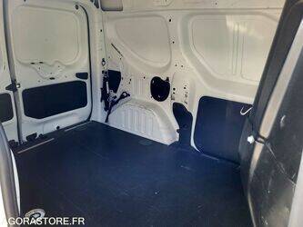 2021-renault-express-1443490-46645000