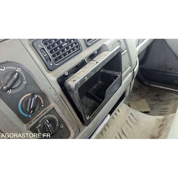 2005 Renault Midlum-46645009