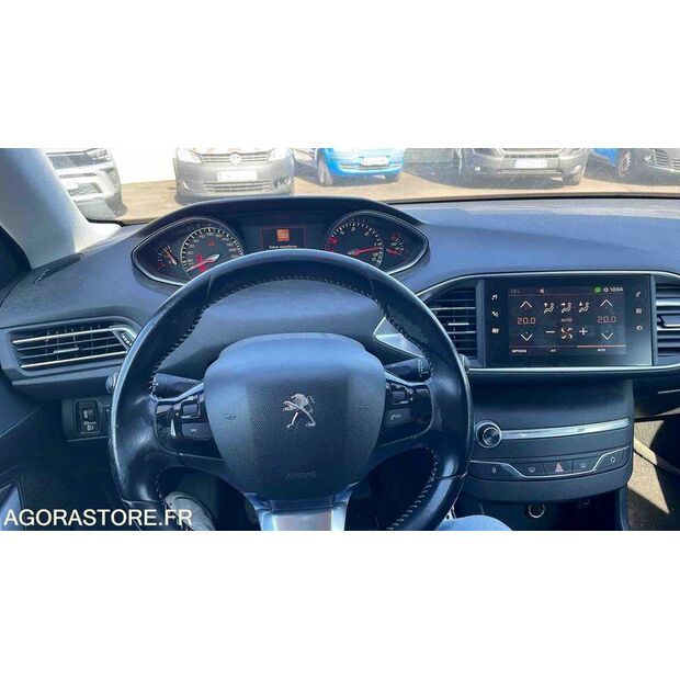 2019 Peugeot 308-46645052