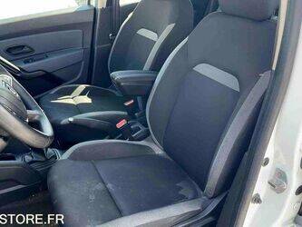 2019-dacia-duster-1443494-46645089