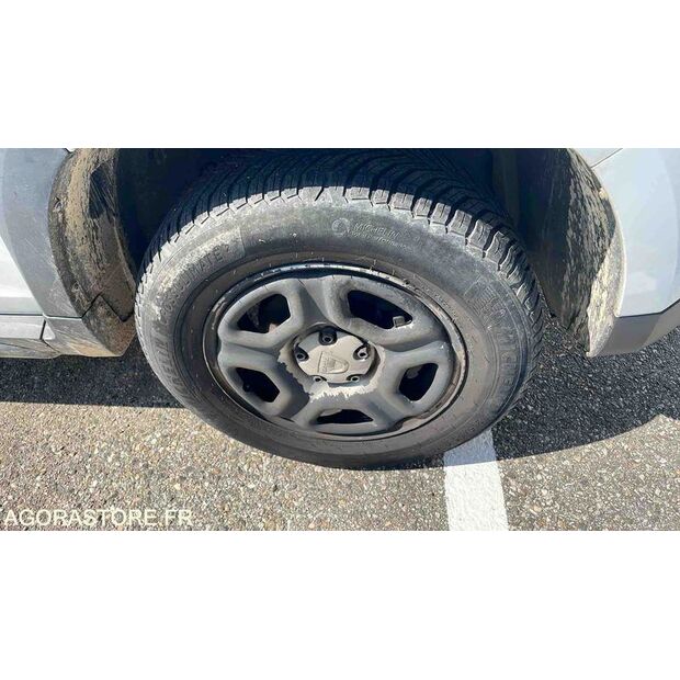 2019 Dacia DUSTER-46645094