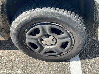 2019-dacia-duster-1443494-46645094