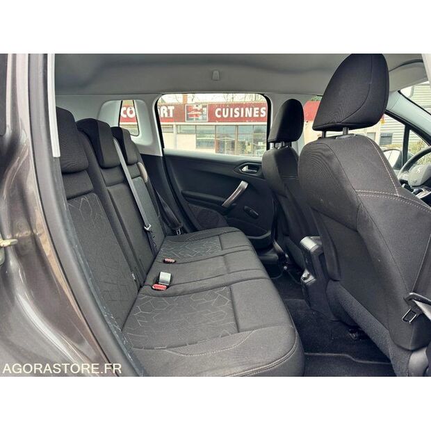 2013 Peugeot 2008-46645104