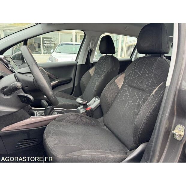 2013 Peugeot 2008-46645108