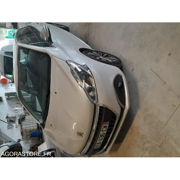 2016 Peugeot 208-46645152