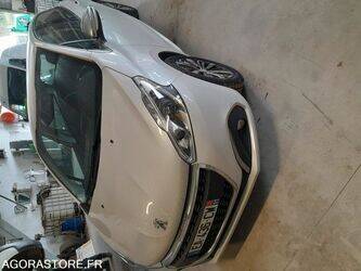 2016-peugeot-208-1443498-46645152