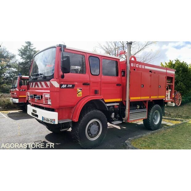 2001 Renault M210-46645194