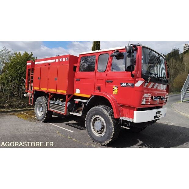 2001 Renault M210-46645195