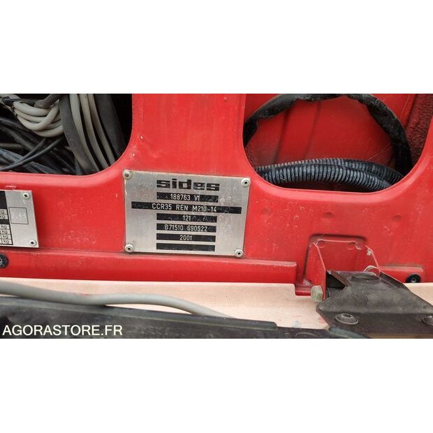 2001 Renault M210-46645203