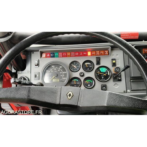 2001 Renault M210-46645206