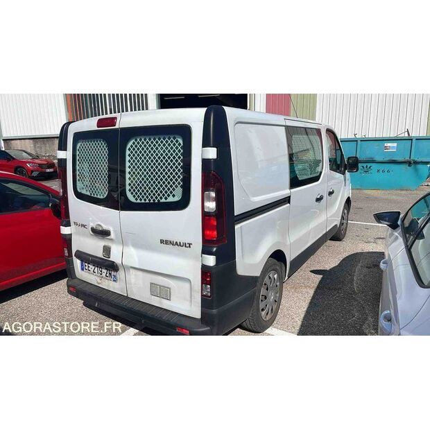2016 Renault Trafic-46645229