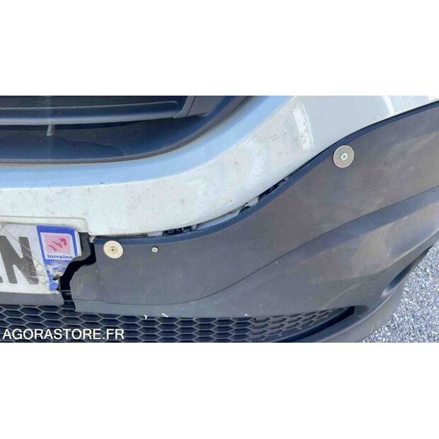 2016 Renault Trafic-46645242