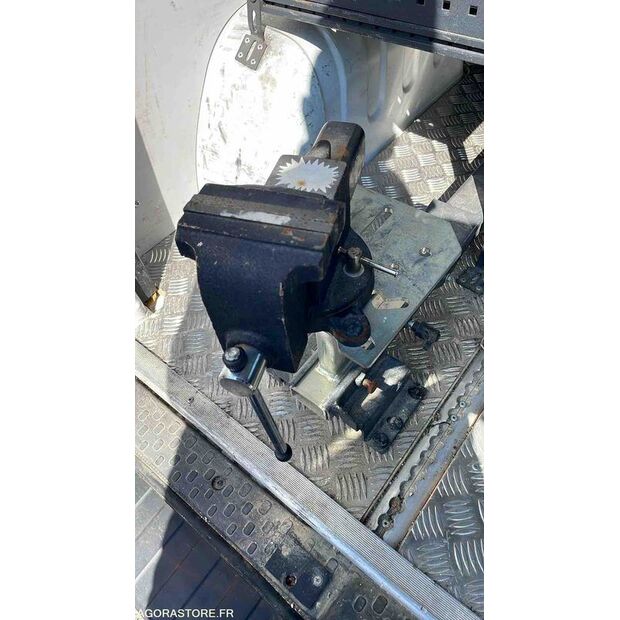 2016 Renault Trafic-46645243