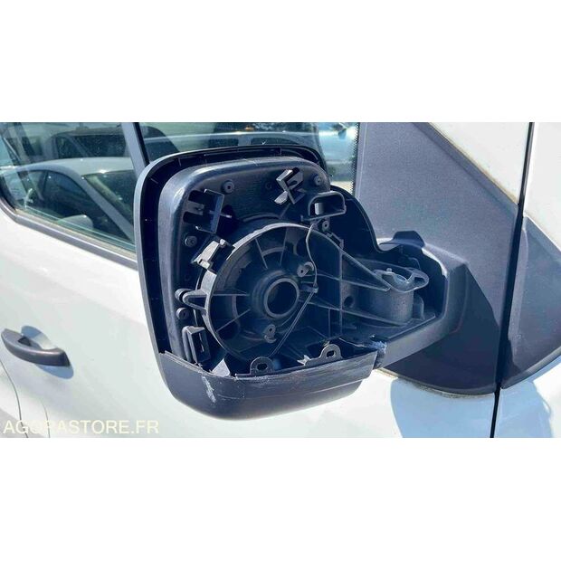 2016 Renault Trafic-46645249