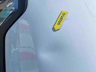 2016-renault-trafic-1443505-46645257