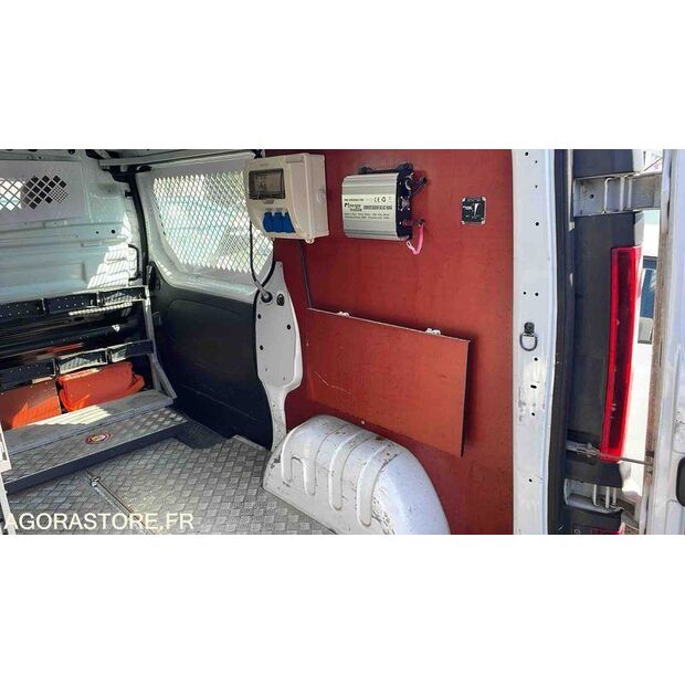 2016 Renault Trafic-46645265