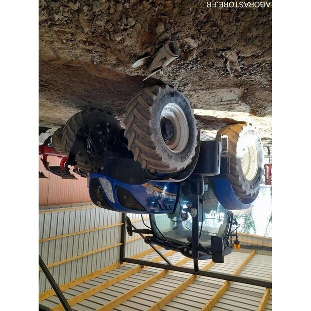2017 New Holland T7.175-46645277