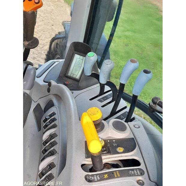 2017 New Holland T7.175-46645282