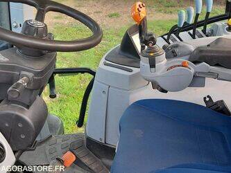 2017-new-holland-t7-175-46645284