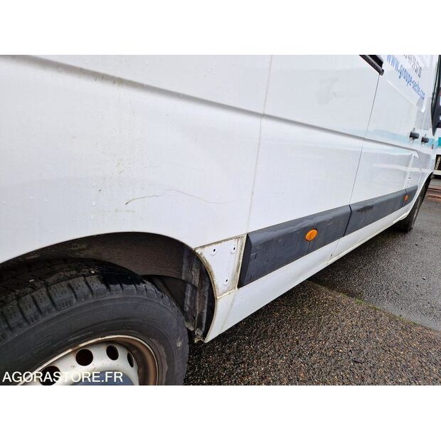 2021 رينو Master RT-46645365