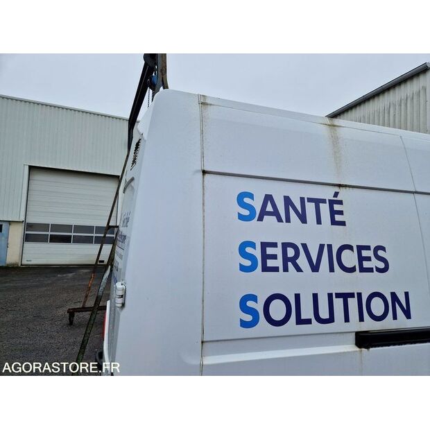 2021 رينو Master RT-46645368