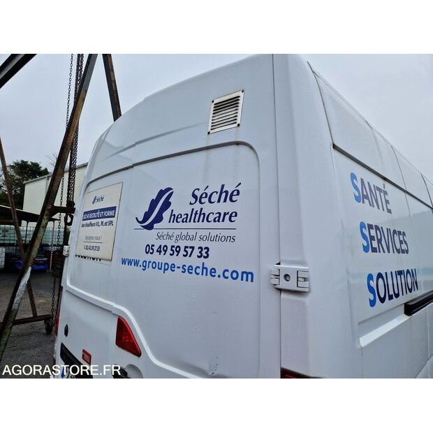 2021 رينو Master RT-46645371