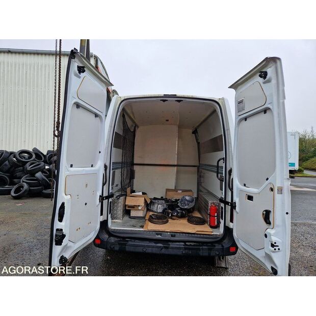 2021 رينو Master RT-46645373