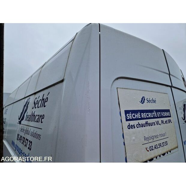 2021 رينو Master RT-46645386