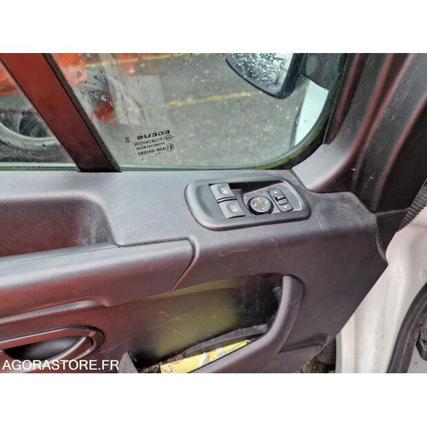 2021 رينو Master RT-46645391