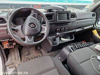 2021-renault-master-rt-1443512-46645394