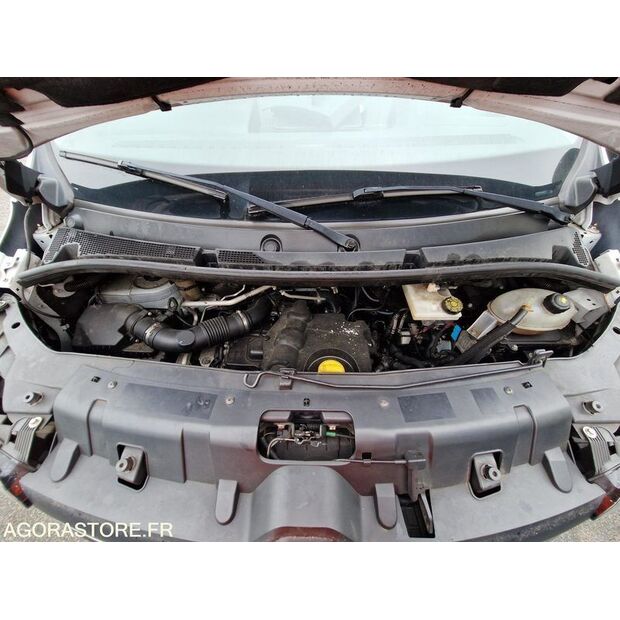 2021 رينو Master RT-46645399