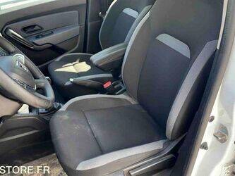 2020-dacia-duster-1443513-46645425