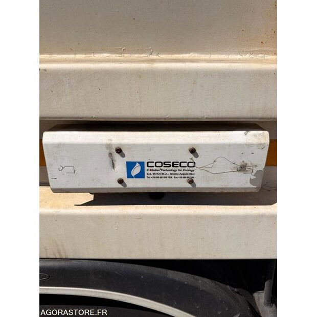 2017 فولفو FM-46645590