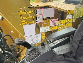 2015-caterpillar-311flrr-1443529-46645655