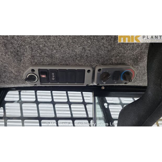 2023 بوبكات S100-46645686